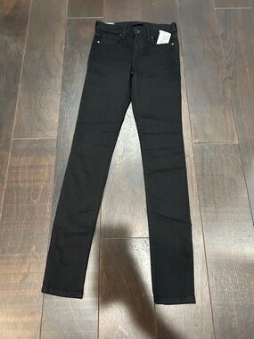 Joe's Jeans Black Curvy Skinny 23